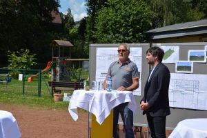 37271085 869359623273487 6181610755410886656 o 869359616606821