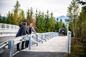 25 spielberg bahnberfhrung  